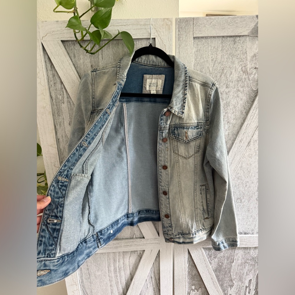 Super Flattering Market & Spruce Slight Stretch Denim Jacket - Picture 5 of 16